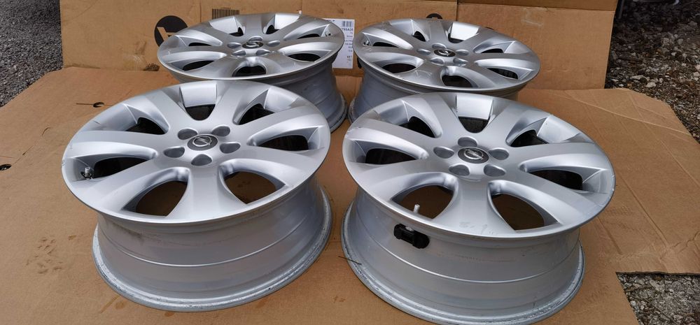 Оригинални  5 105 17 Цола Опел /Opel