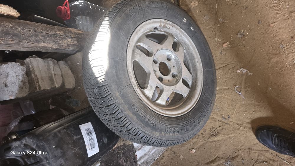 Срочно продам Диски на 13