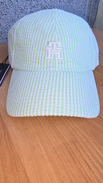 Tommy Hilfiger бейсболка,оригинал.
