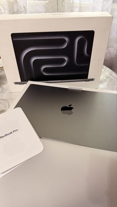 MacBook Pro 14 M3 8/512 GB