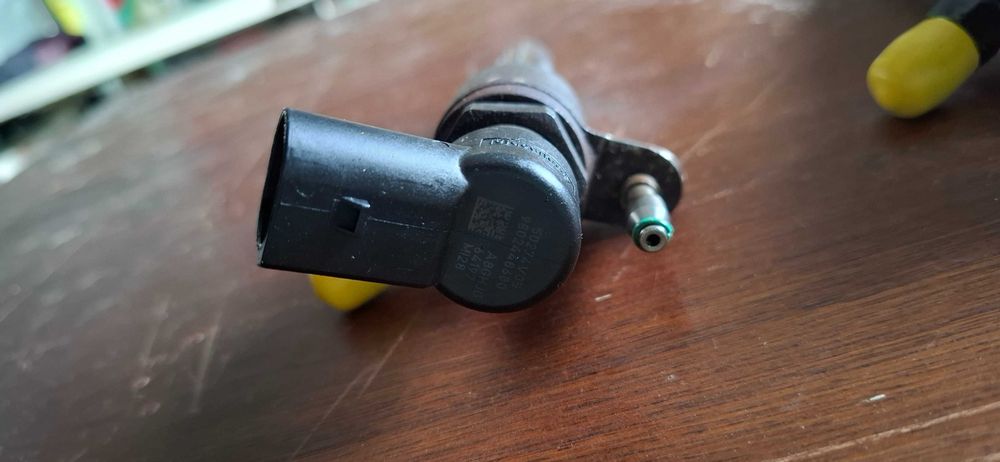 3бр. Имжектори/дюзи за двигател 1.6 HDI Continental/Siemens
