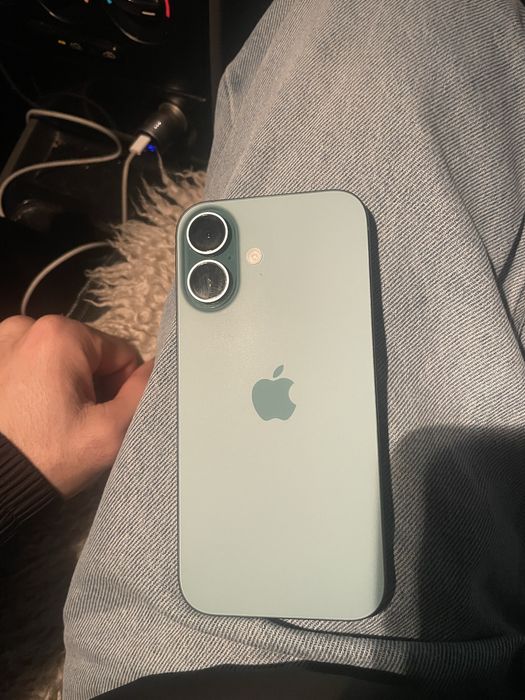 Айфон 16 128гб новый