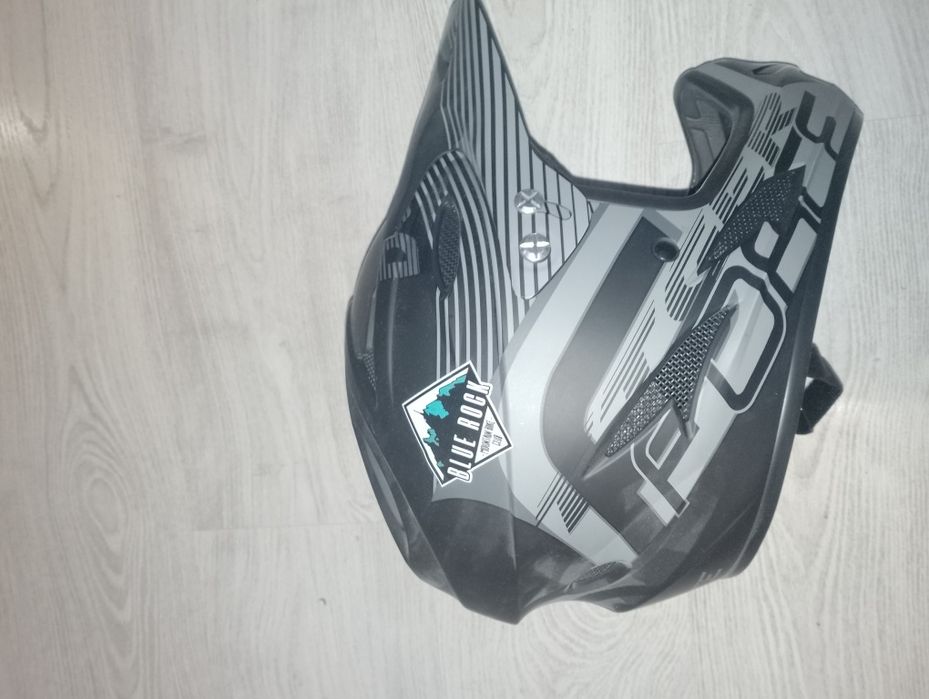 Каска Force чисто нова