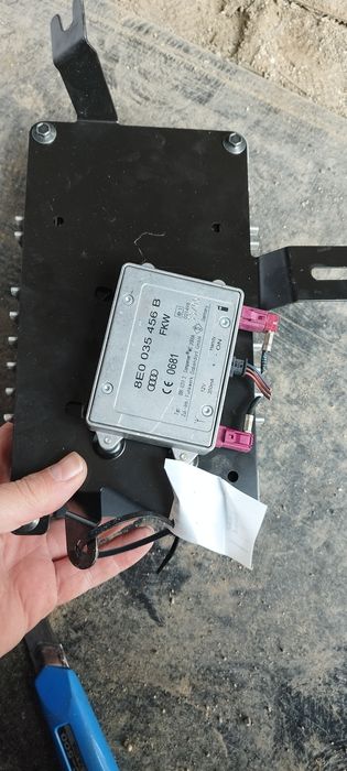 Усилвател антена AUDI A6 (4F, C6), ОЕМ 8E0035456B