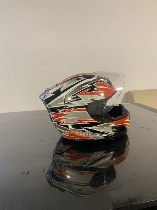 Casca de motor vintage