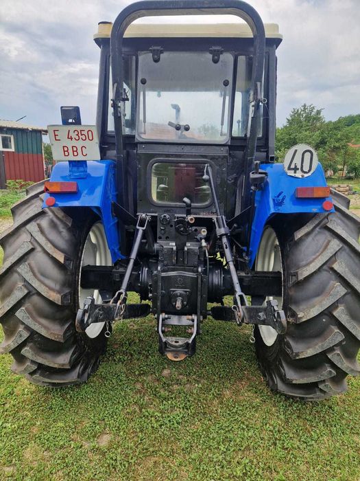 Tractor New Holland TL-80