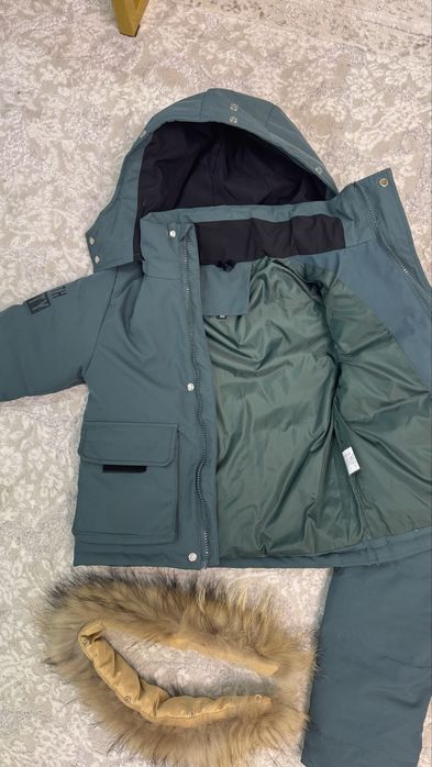 Продается куртка комбинезон