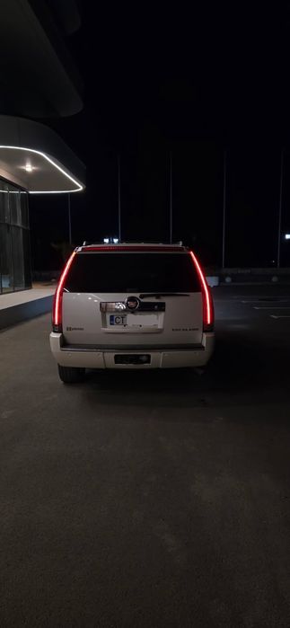 CADILLAC Escalade 2010 — imagine 3