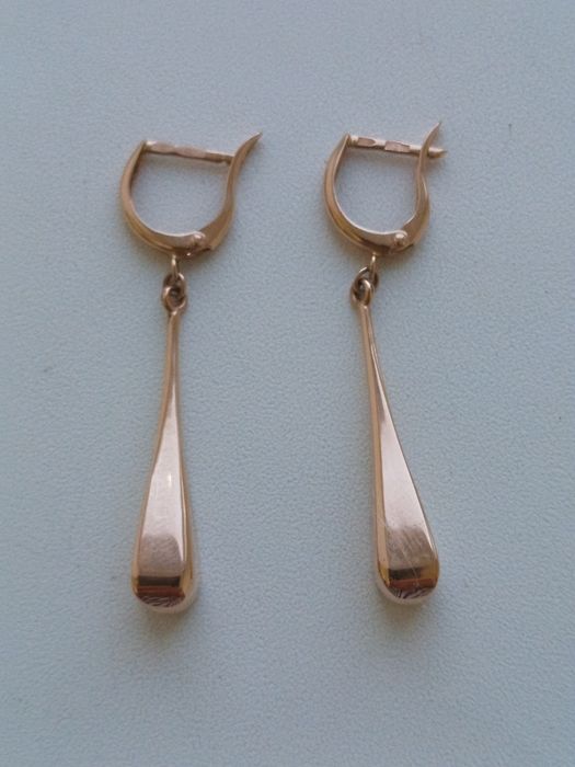 Золотые висячие серьги