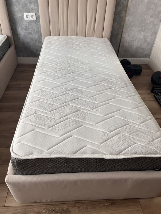 Продам две кровати