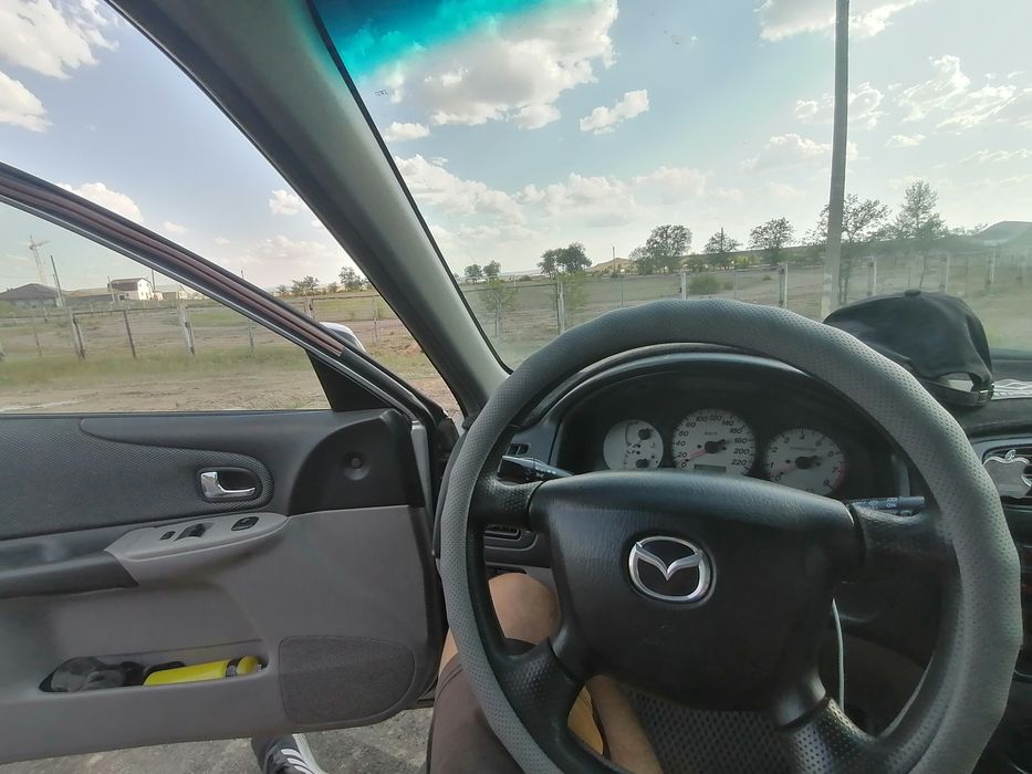 Продам MAZDA 323f BJ рестайлинг