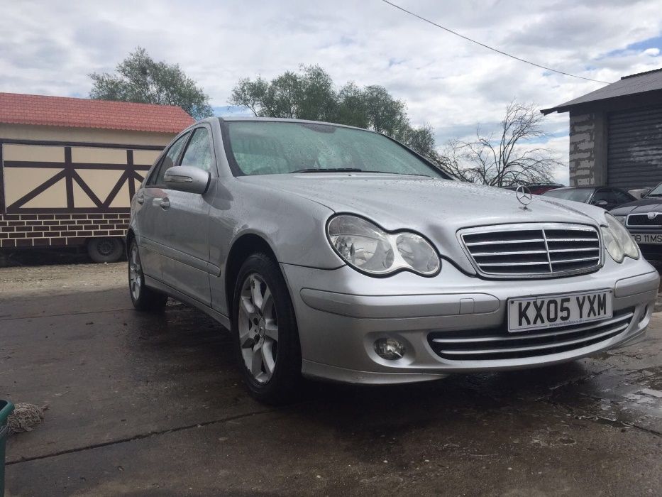 Dezmembrez mercedes c class c203 c204 c205 clk 209 toate motorizarile