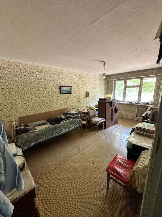 Однокомнатная квартира без ремонта Феникс кафе