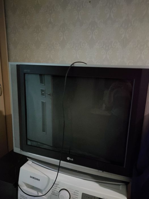 Телевизор LG обычный