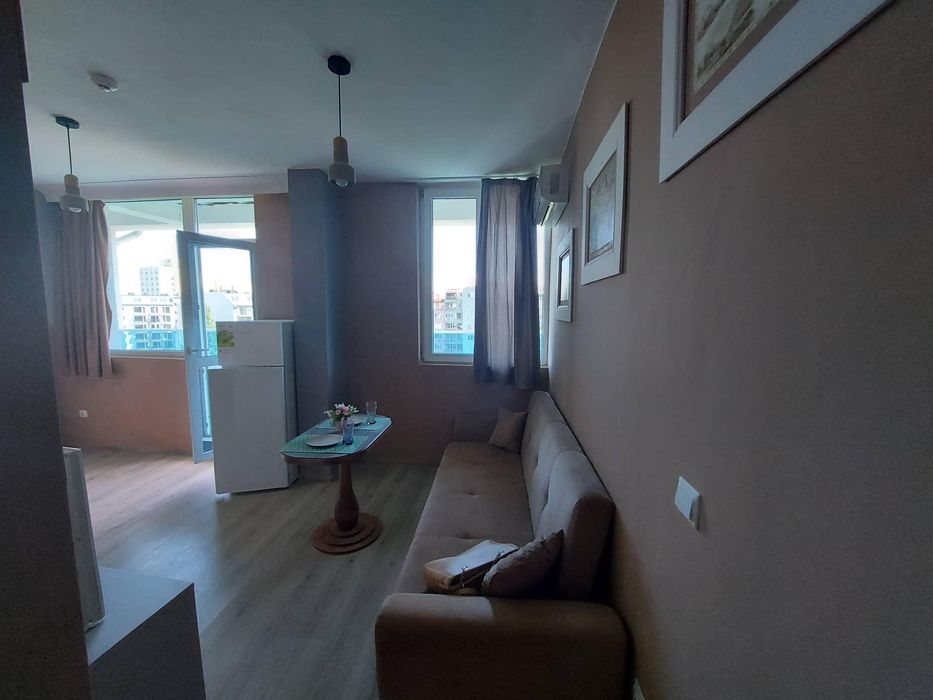 Дава се под наем Двустаен апартамент в София, Студентски град - 60 кв.м за 597.21 € - Снимка #1