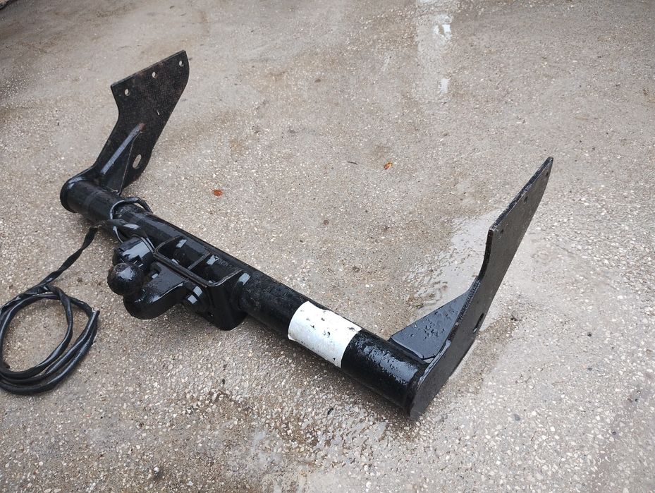 Теглич за Форд Транзит