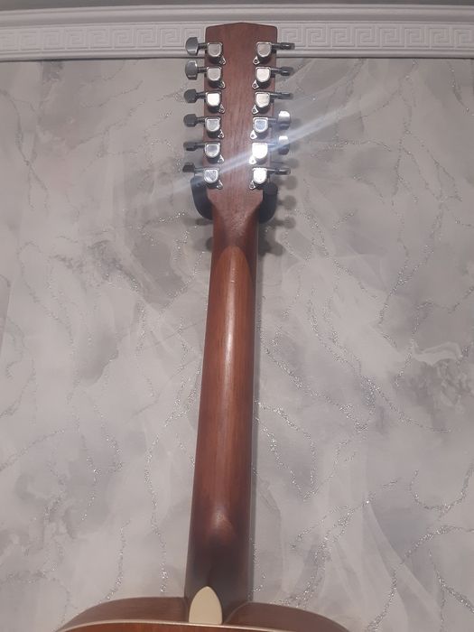 12-струнная гитара Parkwood