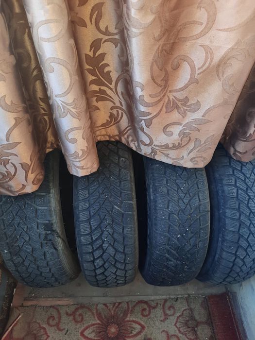 Продам покрышки в отличном состоянии