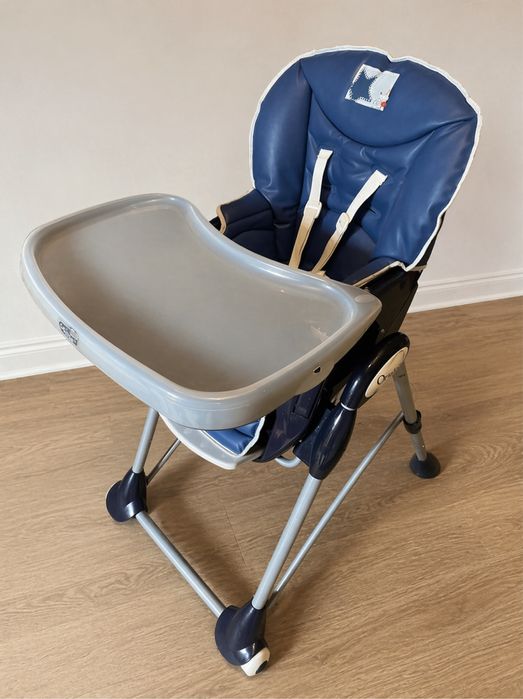 Детский стульчик для кормления Bébé Confort Omega.