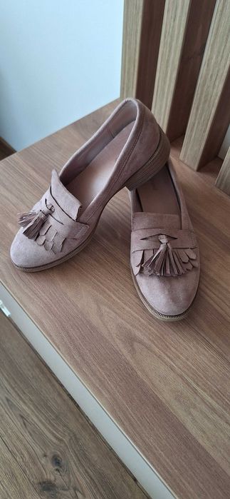 Дамски обувки в цвят розова пудра. 37 номер. Запазени.