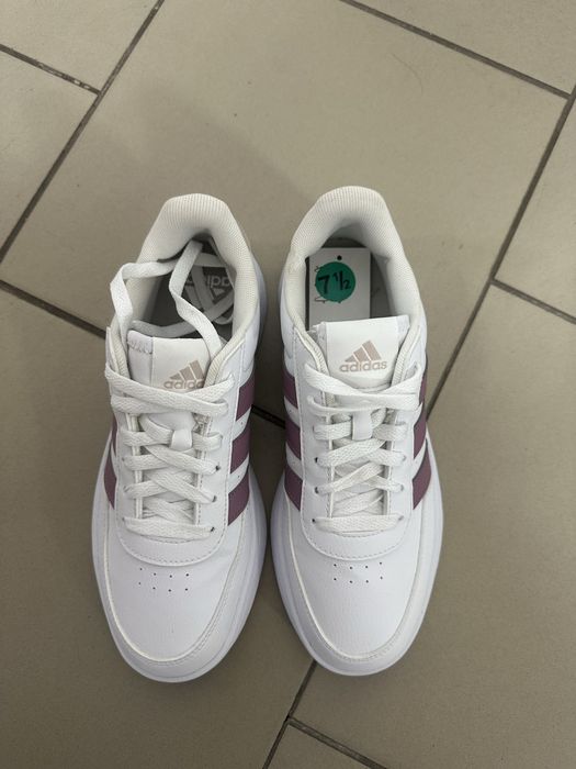 Продам кеды adidas женские