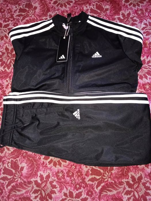 Оригинален анцуг Adidas - Чисто нов с етикет