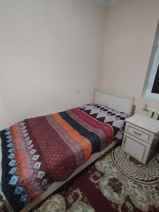 Шкаф, кровать, рабочий стол и тумбочка СОТИЛАДИ!!!