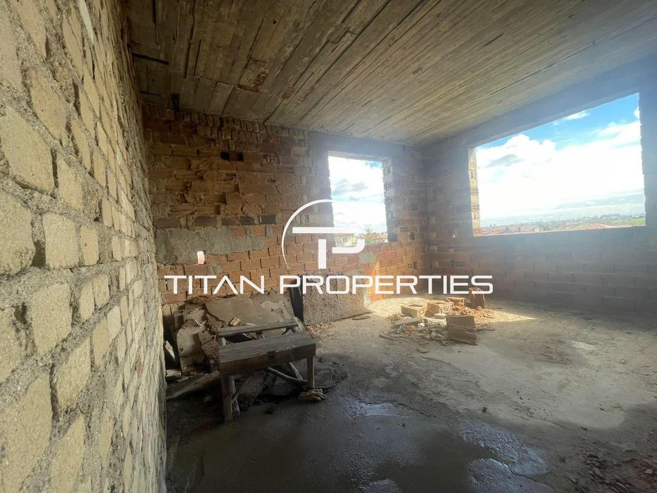 Продава се Четиристаен апартамент в Пловдив, Прослав - 352 кв.м за 232 €/кв.м - Снимка #5