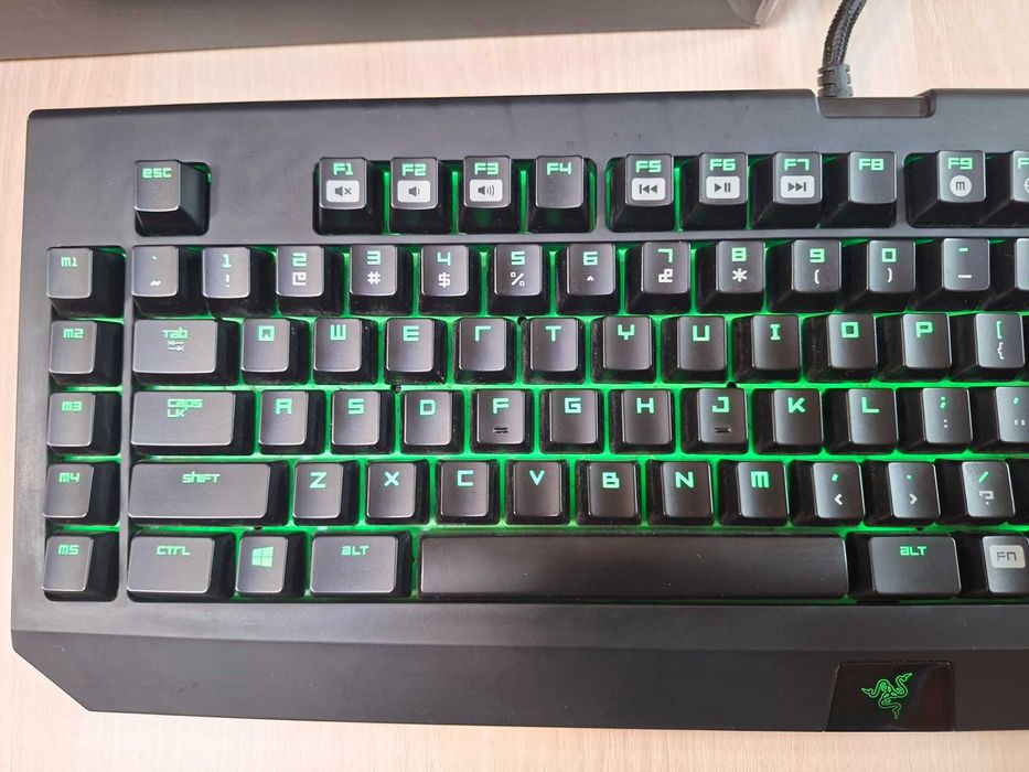 Razer Blackwidow Ultimate клавиатура