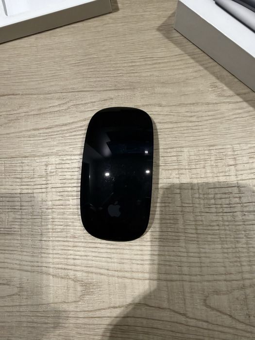 Продам мышку apple magig mouse black