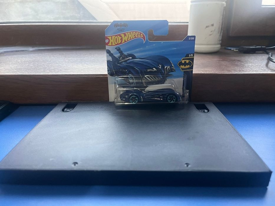 Продам машину хот вилс