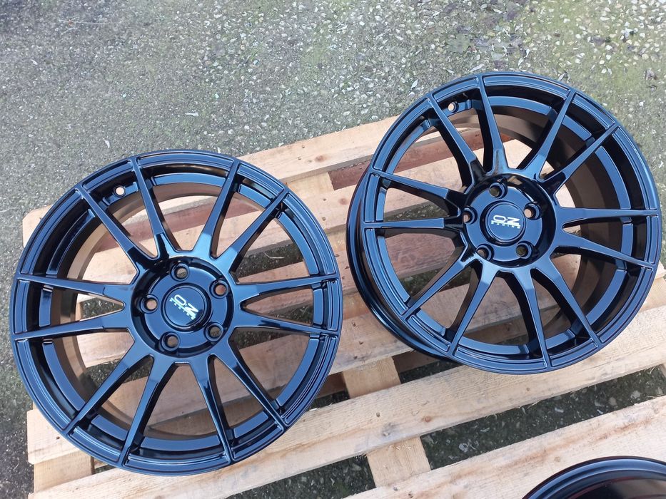 17.5x100 O.Z Piano Black  Toyota Subaru Audi A1 A3 Golf Bora Tiago Чисто Нови.