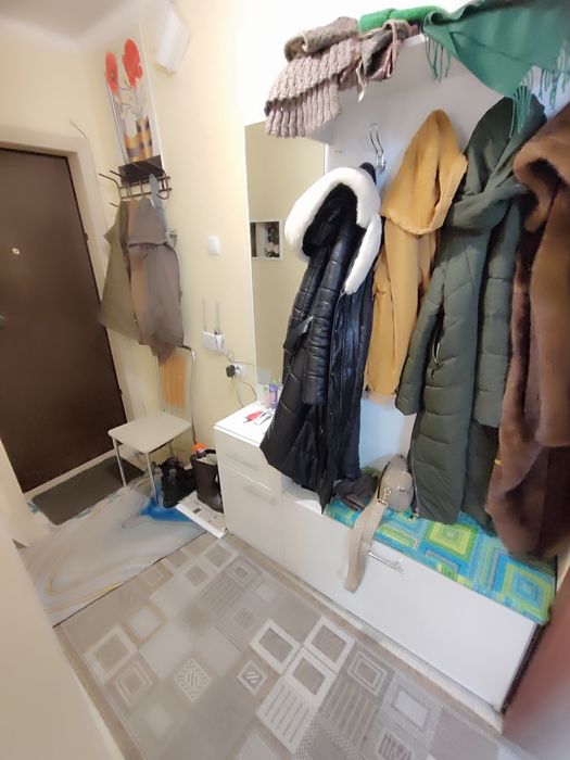 Продается 2-комн (4-32, 1 эт)