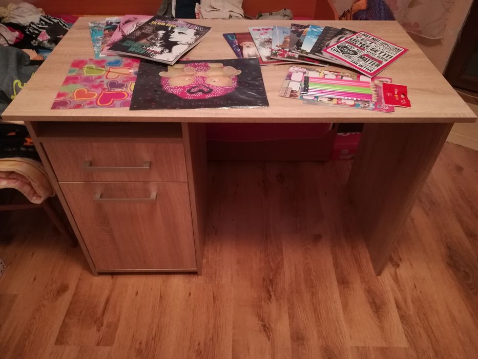 Ученическо бюро/офис/