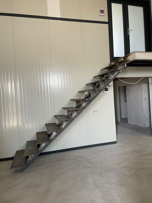 Hala 250 mp, spațiu pretabil sala jocuri, Jud Buzău