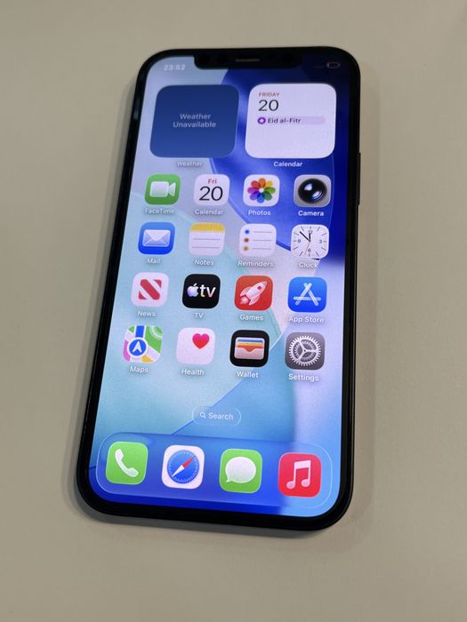 iPhone 12 / Battery 92%