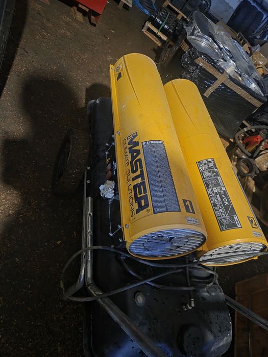 Vând incalzitor dublu cu ardere directa