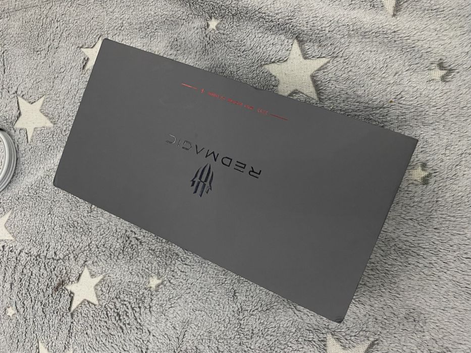 Red magic 10  pro игровой телефон