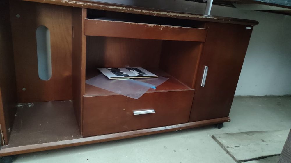 Офисный тумбочка