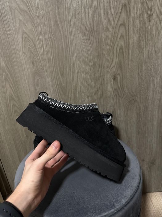 UGG Tazz Slipper Negri {MARIMI: 37, 38}