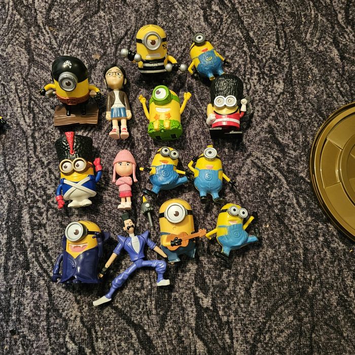 Екшън фигурки на миньоните.