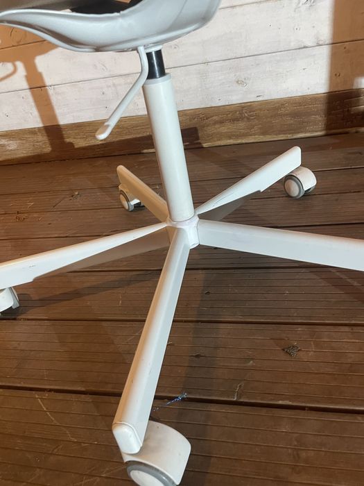 Scaun de birou din lemn