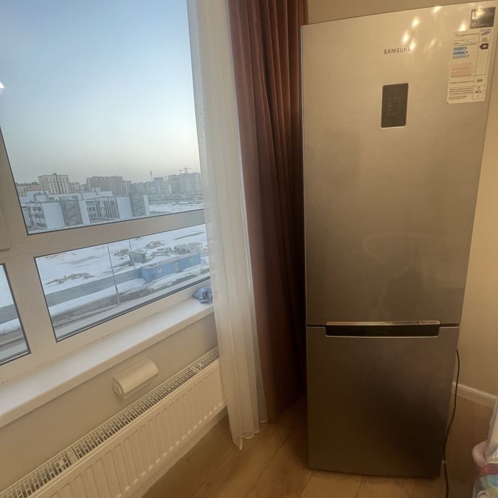 Продам холодильник Самсунг