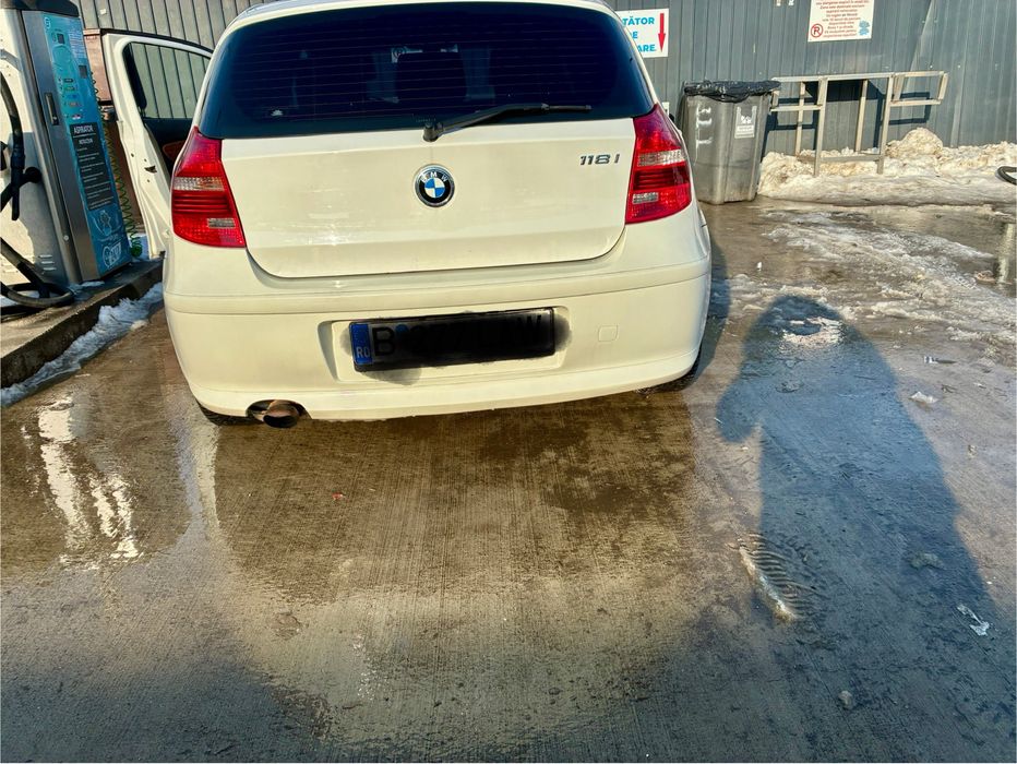 BMW 118 i E87 automat 2011