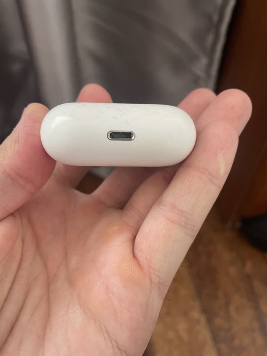 Продам наушники AirPods3