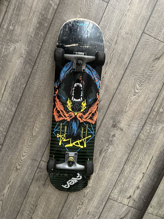 Отличный скетйборд Area для новичков и опытных