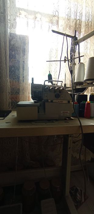 Оверло тикув машинка