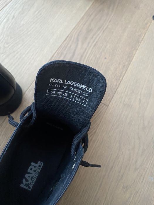 Bocanci Karl Legerleld, 38