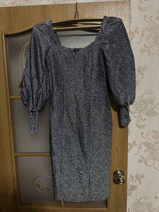 Продам платья!