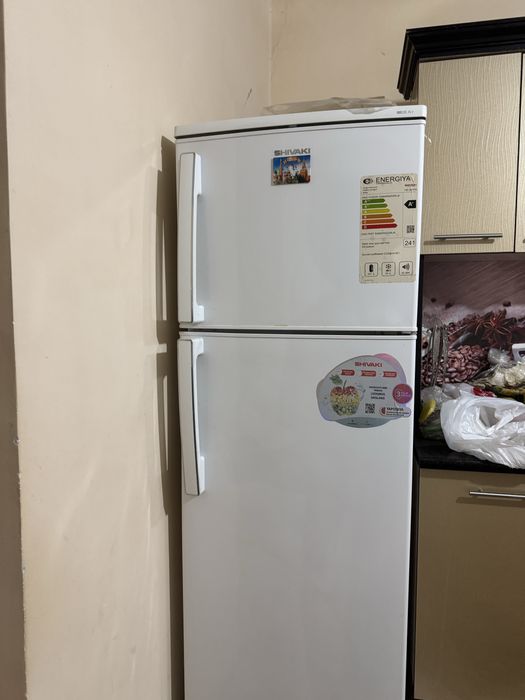 Холодильник сотилади холати зур